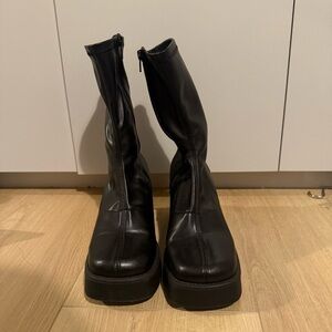 Miista Black Leather Platform Boots • Square Toe • EU 39 • Excellent Condition